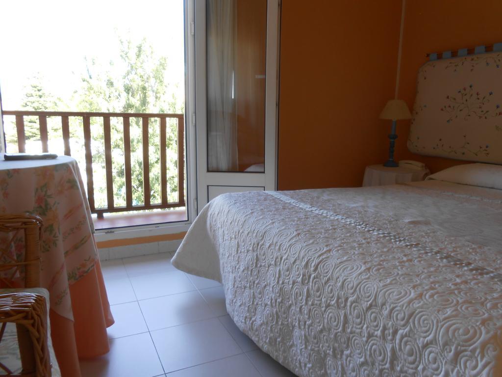 Hostal Burgos Torrecaballeros Eksteriør billede