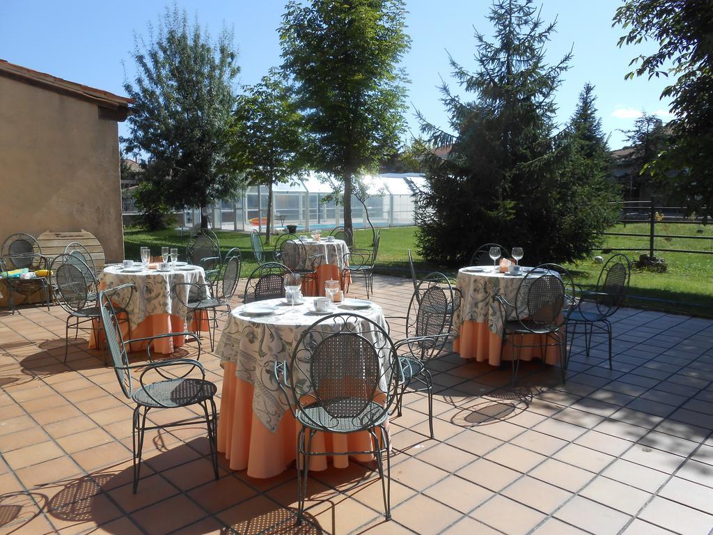 Hostal Burgos Torrecaballeros Eksteriør billede